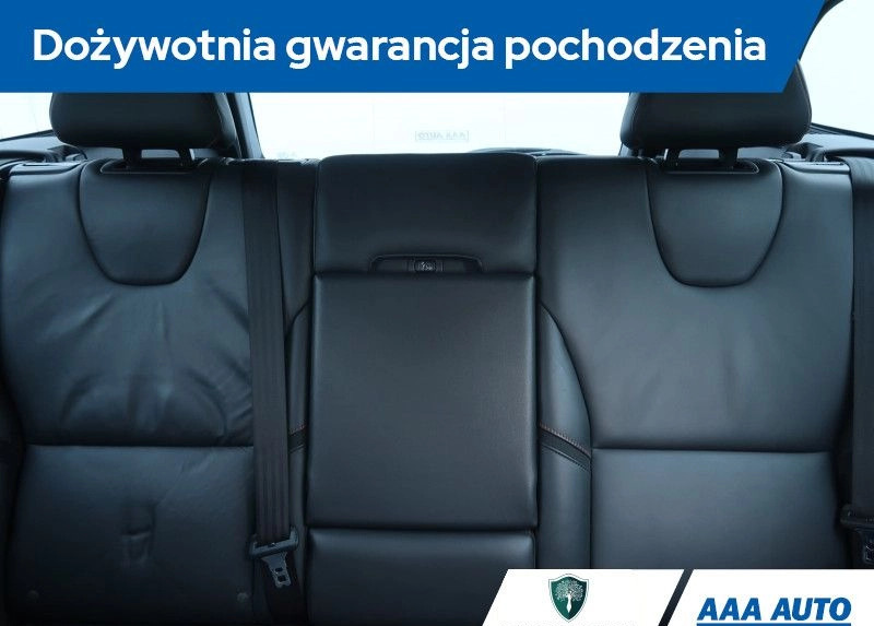 Volvo XC 60 cena 67000 przebieg: 242049, rok produkcji 2015 z Płoty małe 106